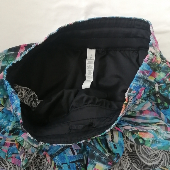 Lululemon Tracker Shorts 3.5" Lined Special Edition Seawheeze Blue Pink Size 8 - Picture 10 of 14